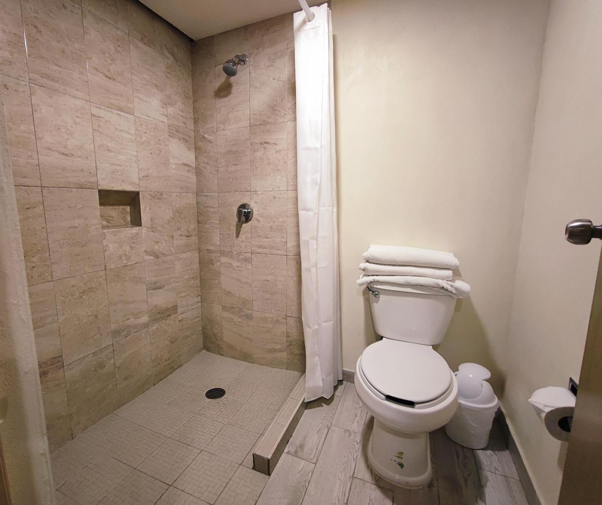 Hotel Plaza Morelos Толука-де-Лердо Экстерьер фото