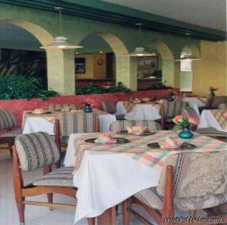 Hotel Plaza Morelos Толука-де-Лердо Экстерьер фото