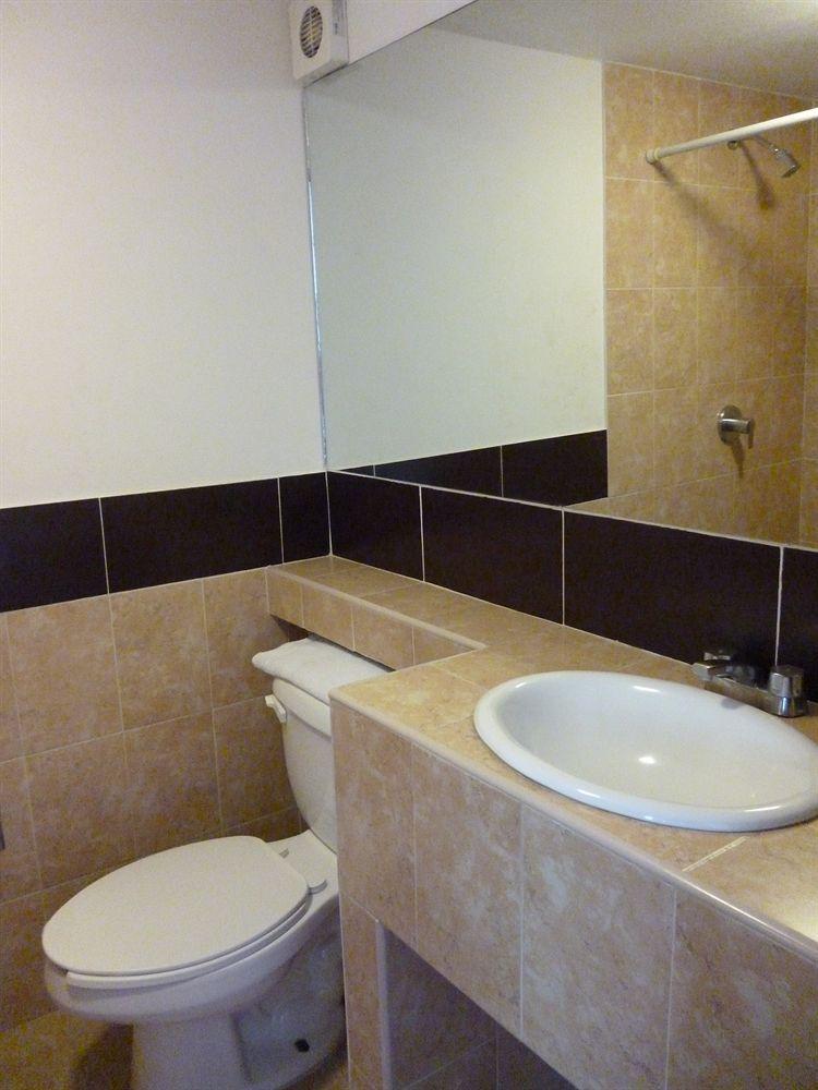 Hotel Plaza Morelos Толука-де-Лердо Экстерьер фото